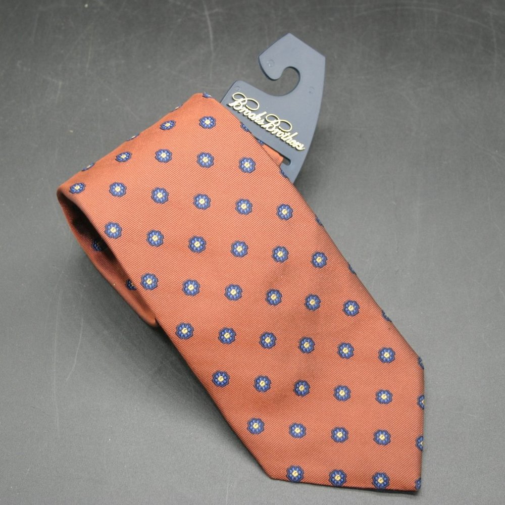 BROOKS BROTHERS Silk Tie Orange Geometric Flower Made USA 58" x 3.5" New Other